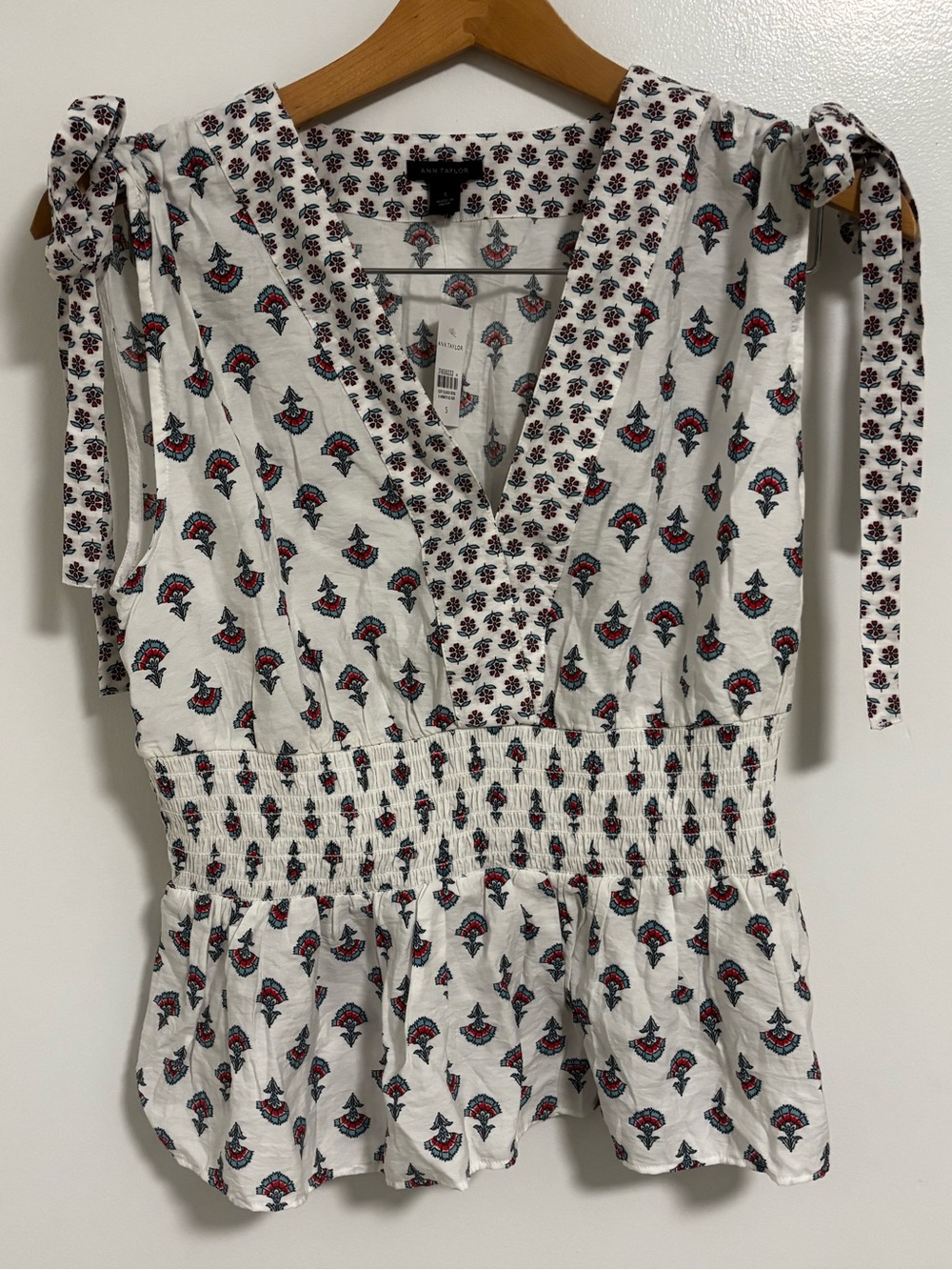 NWT Ann Taylor White Blouse with Red and Blue Floral Print